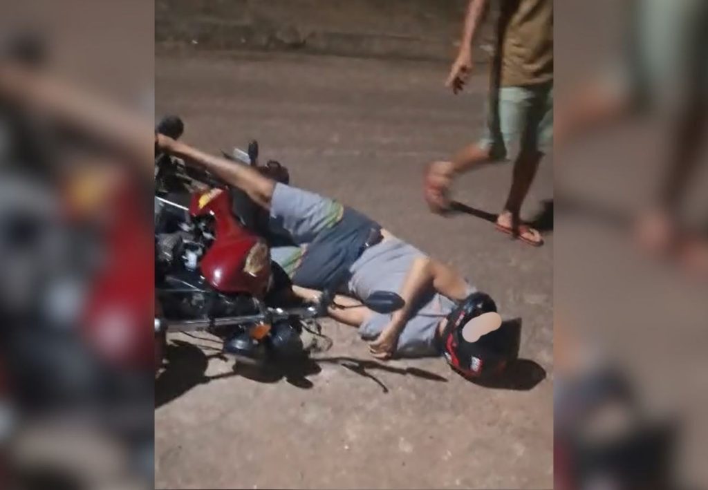 Homem é morto a tiros e encontrado caído ao lado de motocicleta em avenida no interior do TO
