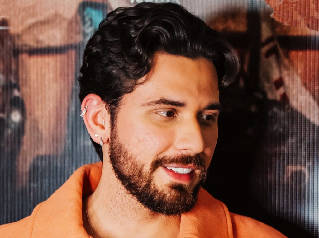 Gustavo Mioto lança balada country em inglês que integra o primeiro álbum internacional do cantor sertanejo
