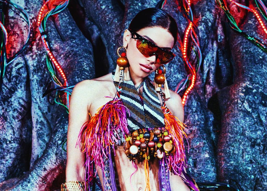 Finda a ‘Equilibrium tour’, Anitta anuncia agenda do show carnavalesco que fará no verão, em janeiro, por oito cidades