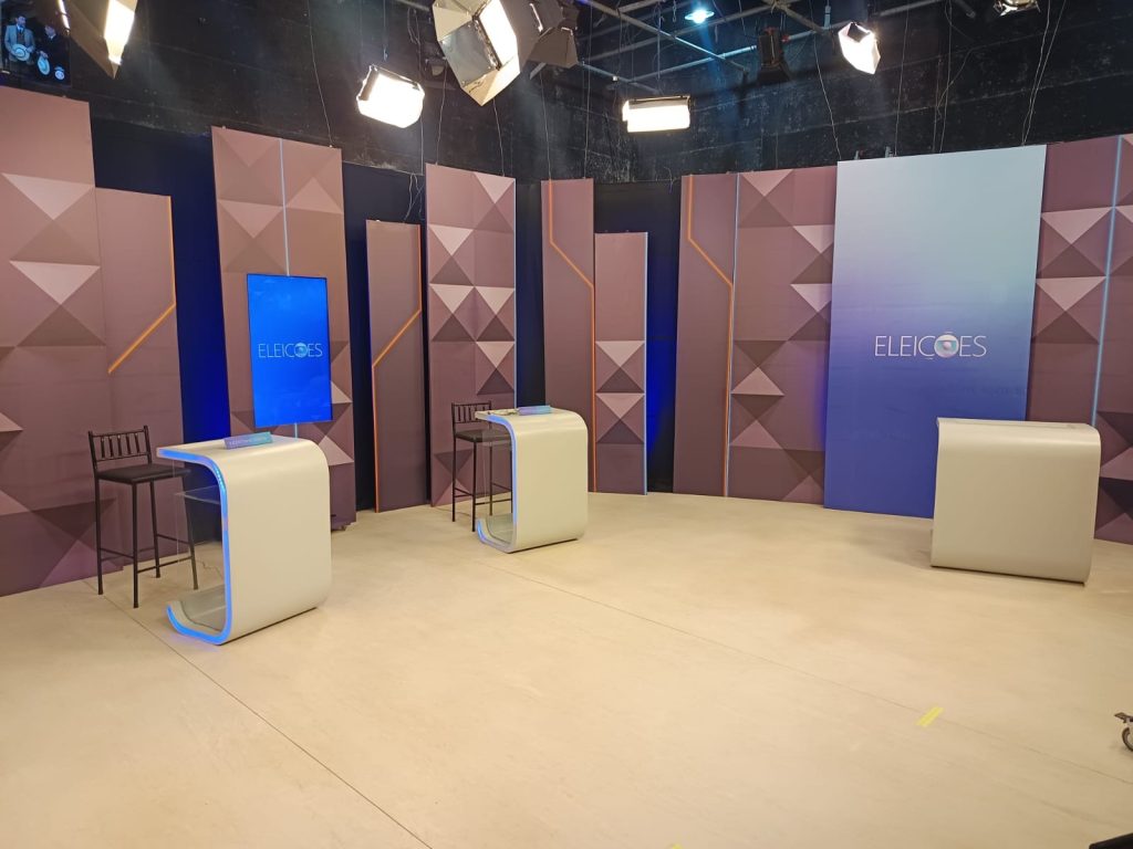 Candidatos ao governo do TO começam a chegar para debate do 2º turno na TV Anhanguera